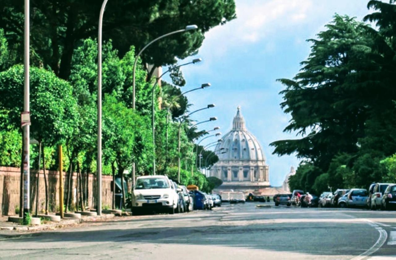 Vatican Area Piccolomini House Superattico Ristrutturato E Arredato Roma Exterior foto